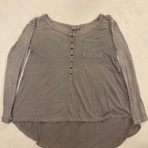 BP flowy longsleeve tee size small
